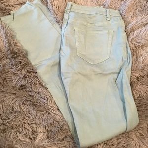 Mint jeans